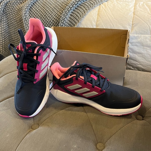 NWT Adidas Bounce EQ21 Run 2,0 Women’s Sneaker size 5 - Picture 2 of 3
